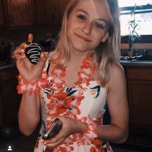 Meet your Posher, Taylor